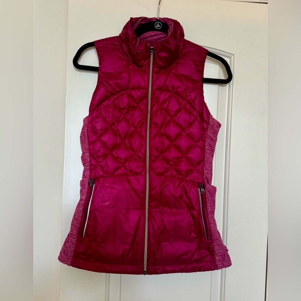 Lululemon Down for It All vest Size 6